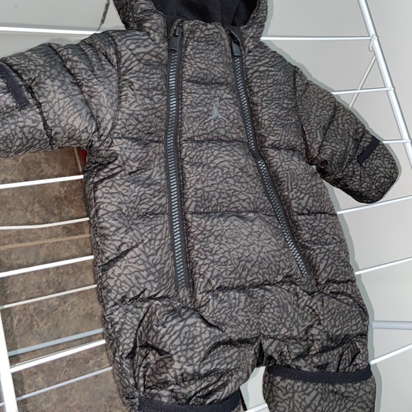 snow ❄️ jordan - Picture 5 of 10